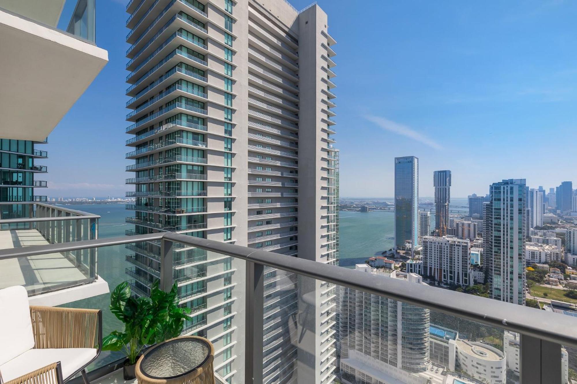 Unique High-Rise Condo In Miami Dış mekan fotoğraf