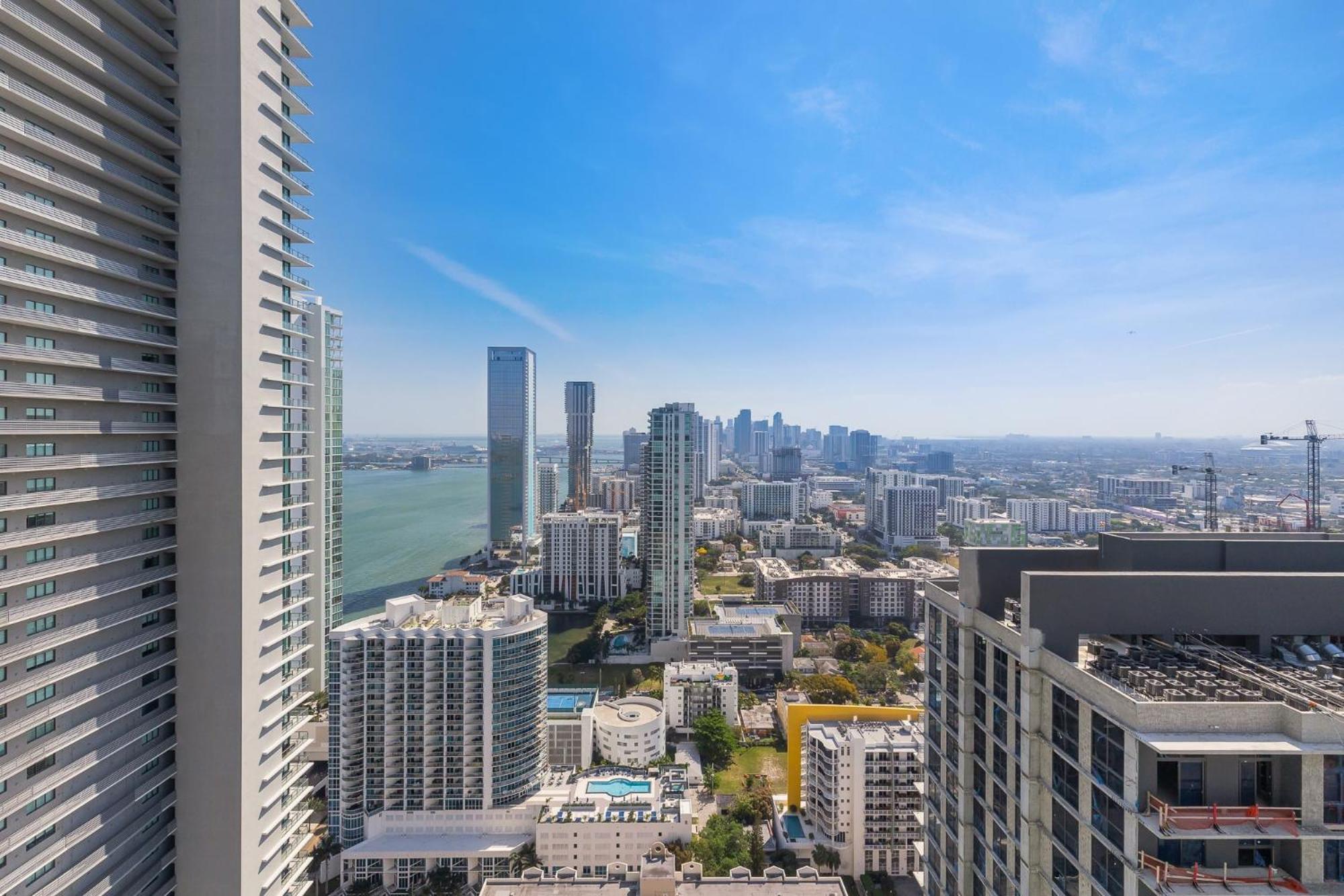 Unique High-Rise Condo In Miami Dış mekan fotoğraf